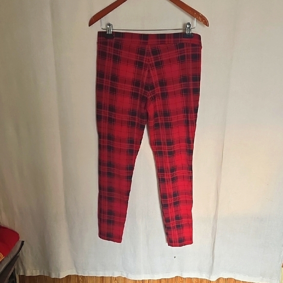 Memoi Red Black Plaid Legging Pants Size Medium/Large - Picture 1 of 3